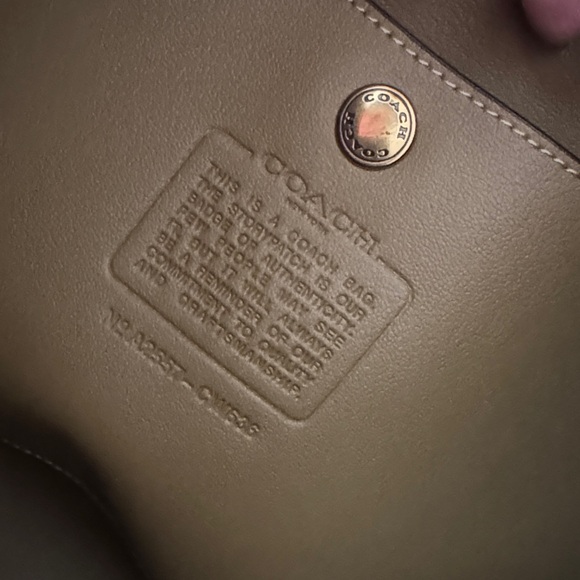 Coach Brooklyn 39 Shoulder Bag Suede - Picture 7 of 8